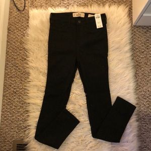 Never worn Hollister jeans